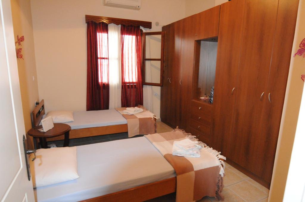 George Apartamento Myrties Exterior foto