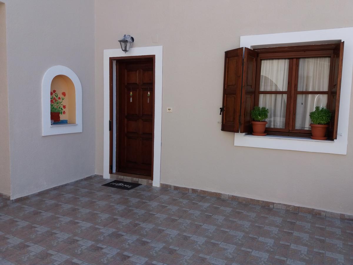 George Apartamento Myrties Exterior foto